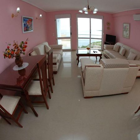 Erti'S Apartments Sarandë エクステリア 写真