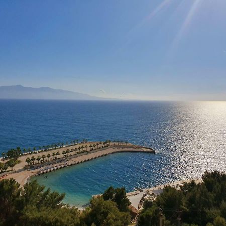 Erti'S Apartments Sarandë エクステリア 写真