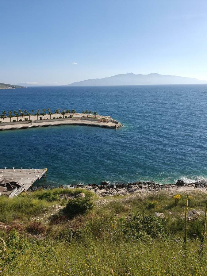 Erti'S Apartments Sarandë エクステリア 写真